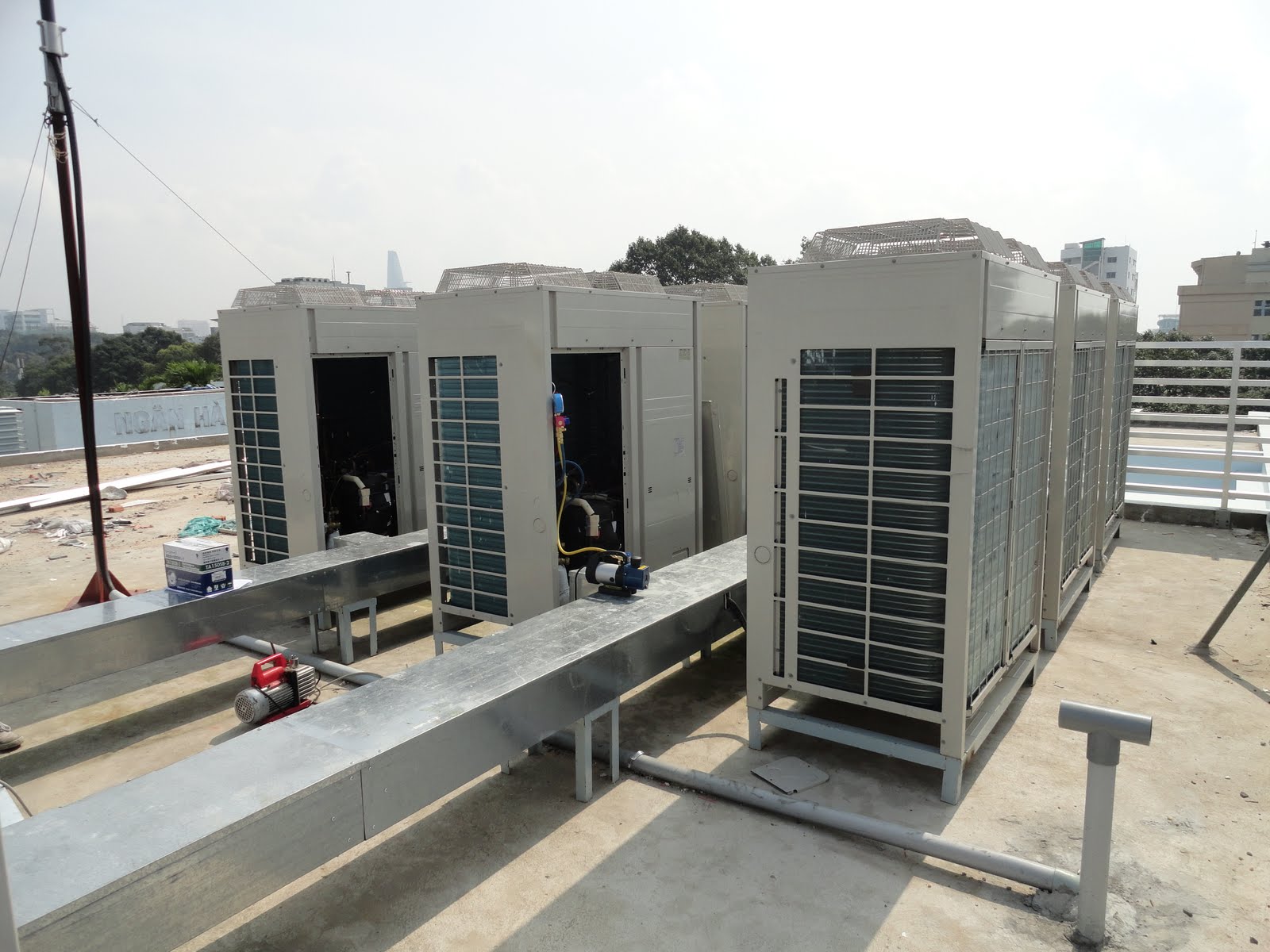 Về quy trình vệ sinh máy lạnh công nghiệp tại Điện lạnh Lê Gia Phát