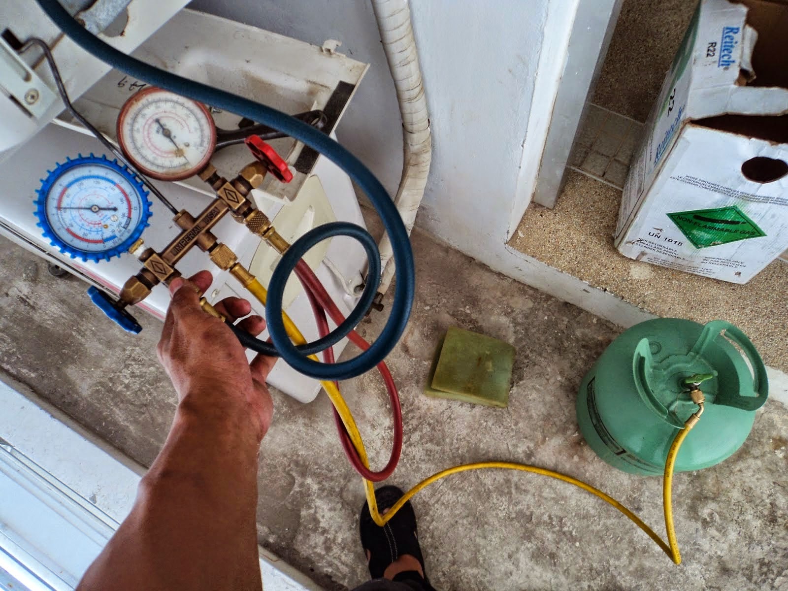 sửa máy lạnh Funiki giá rẻ nhất TPHCM